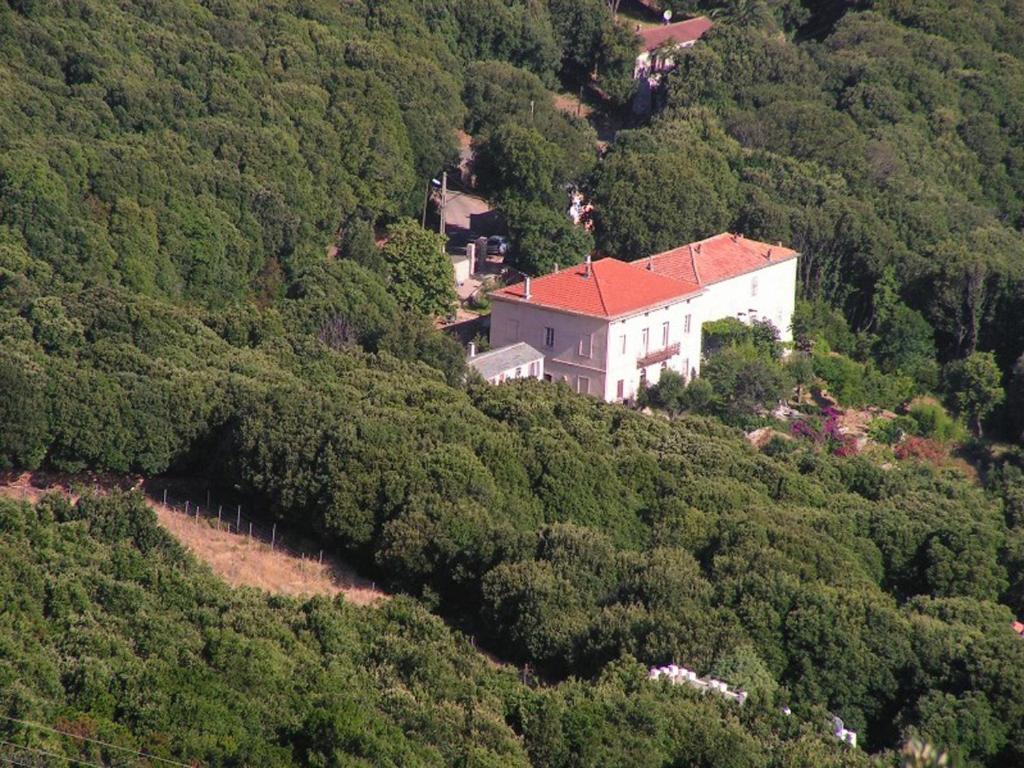 Casa A Rota Chambres D'Hotes Эрза Экстерьер фото